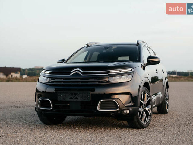 Черный Ситроен C5 Aircross, объемом двигателя 1.5 л и пробегом 155 тыс. км за 19900 $, фото 2 на Automoto.ua