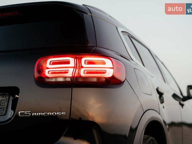 Черный Ситроен C5 Aircross, объемом двигателя 1.5 л и пробегом 155 тыс. км за 19900 $, фото 20 на Automoto.ua