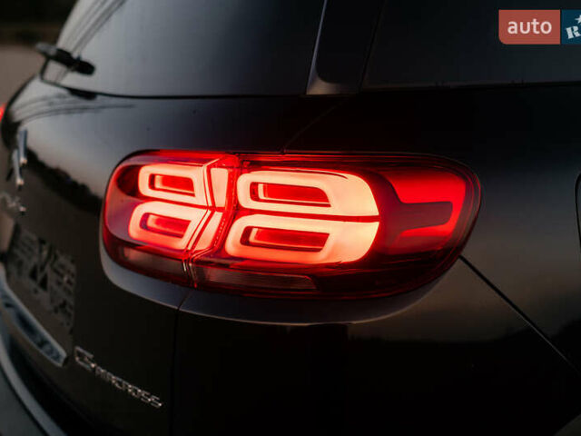 Черный Ситроен C5 Aircross, объемом двигателя 1.5 л и пробегом 155 тыс. км за 19900 $, фото 21 на Automoto.ua