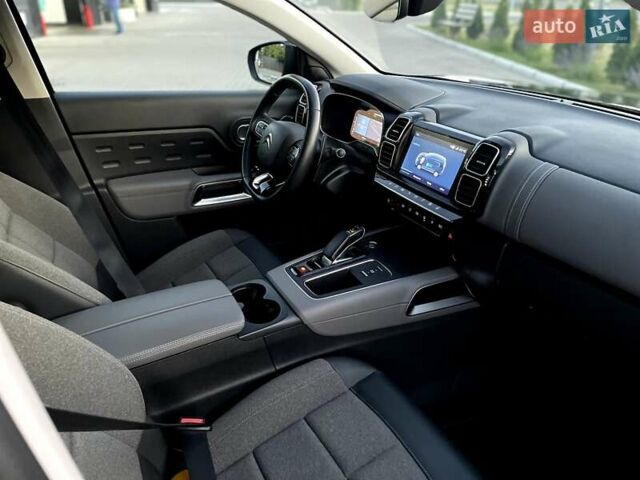 Черный Ситроен C5 Aircross, объемом двигателя 1.6 л и пробегом 73 тыс. км за 28453 $, фото 4 на Automoto.ua