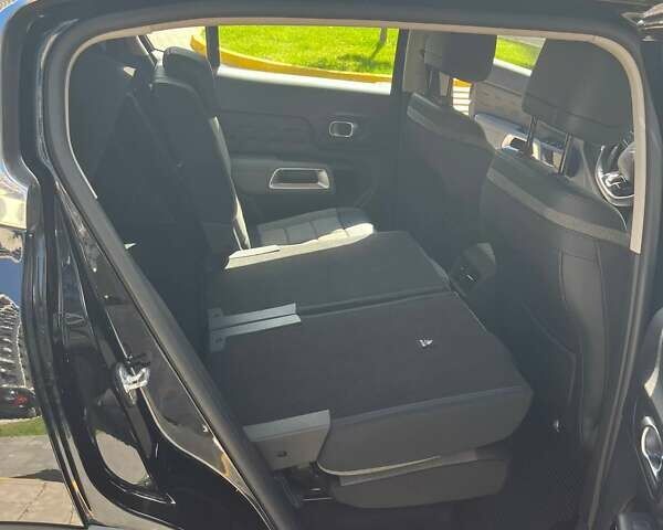 Черный Ситроен C5 Aircross, объемом двигателя 1.6 л и пробегом 180 тыс. км за 24000 $, фото 18 на Automoto.ua