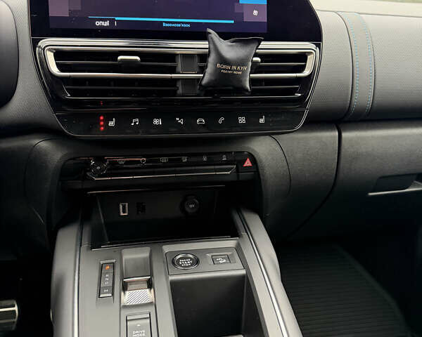 Черный Ситроен C5 Aircross, объемом двигателя 2 л и пробегом 64 тыс. км за 29900 $, фото 39 на Automoto.ua