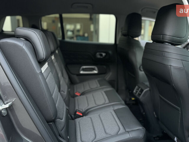 Сітроен C5 Aircross 2025 у Києві на Automoto.ua Сітроен C5 Aircross, об'ємом двигуна 1.5 л та пробігом 0 тис. км за 29988 $, фото 39 на Automoto.ua