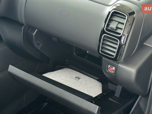 Сітроен C5 Aircross, об'ємом двигуна 1.5 л та пробігом 0 тис. км за 32980 $, фото 28 на Automoto.ua