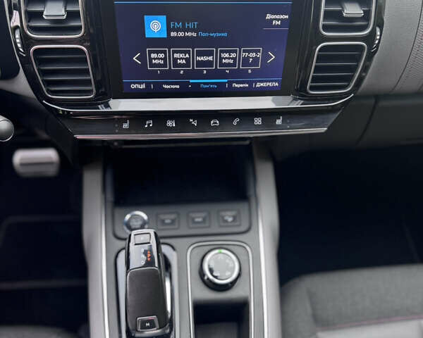 Серый Ситроен C5 Aircross, объемом двигателя 1.5 л и пробегом 175 тыс. км за 19900 $, фото 11 на Automoto.ua