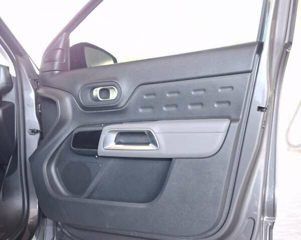 Сірий Сітроен C5 Aircross, об'ємом двигуна 1.5 л та пробігом 58 тис. км за 24999 $, фото 12 на Automoto.ua
