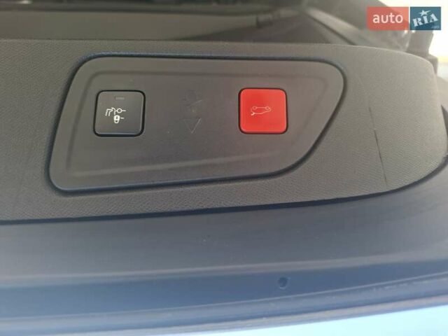 Сірий Сітроен C5 Aircross, об'ємом двигуна 2 л та пробігом 104 тис. км за 20500 $, фото 26 на Automoto.ua