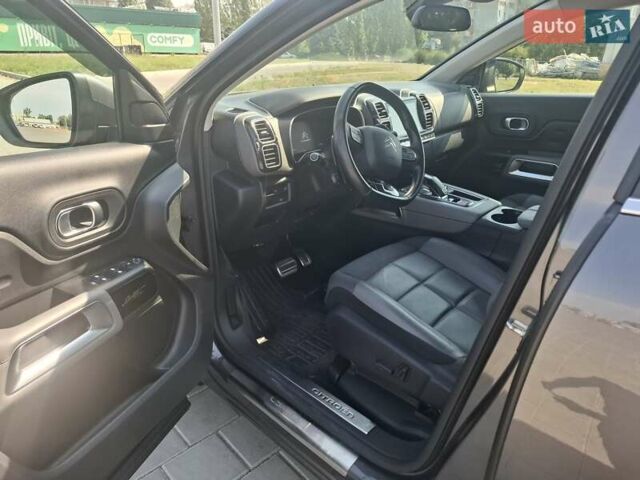 Сірий Сітроен C5 Aircross, об'ємом двигуна 2 л та пробігом 104 тис. км за 20500 $, фото 10 на Automoto.ua