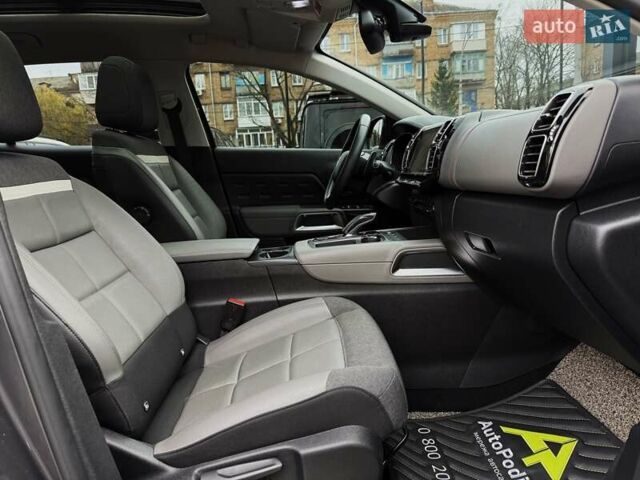 Серый Ситроен C5 Aircross, объемом двигателя 1.5 л и пробегом 59 тыс. км за 24500 $, фото 33 на Automoto.ua