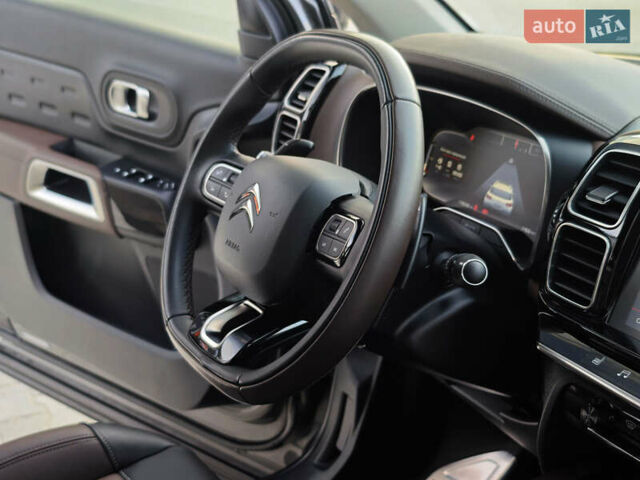 Серый Ситроен C5 Aircross, объемом двигателя 2 л и пробегом 178 тыс. км за 24300 $, фото 80 на Automoto.ua