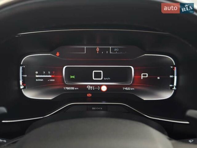 Серый Ситроен C5 Aircross, объемом двигателя 2 л и пробегом 178 тыс. км за 24300 $, фото 37 на Automoto.ua