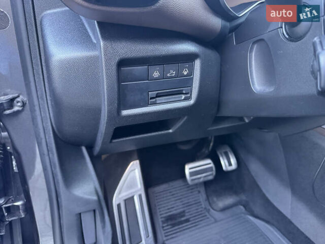 Серый Ситроен C5 Aircross, объемом двигателя 2 л и пробегом 181 тыс. км за 22400 $, фото 10 на Automoto.ua