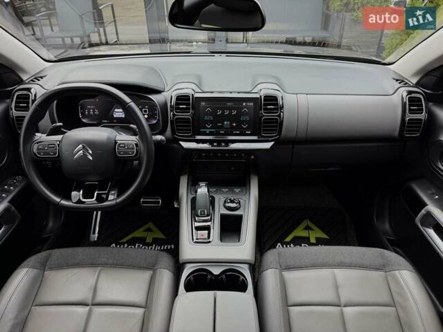Серый Ситроен C5 Aircross, объемом двигателя 1.5 л и пробегом 59 тыс. км за 24500 $, фото 36 на Automoto.ua