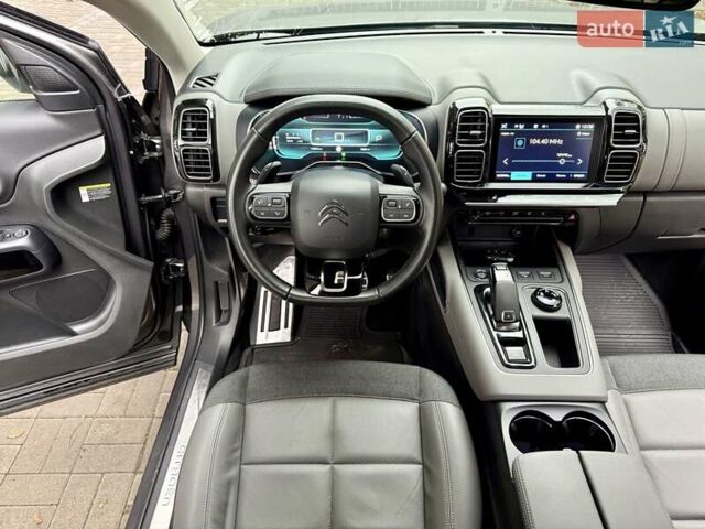 Серый Ситроен C5 Aircross, объемом двигателя 2 л и пробегом 40 тыс. км за 23900 $, фото 25 на Automoto.ua
