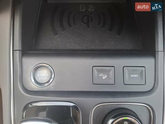 Сітроен C5 Aircross 2019 у Черкасах на Automoto.ua Сірий Сітроен C5 Aircross, об'ємом двигуна 2 л та пробігом 110 тис. км за 19900 $, фото 33 на Automoto.ua