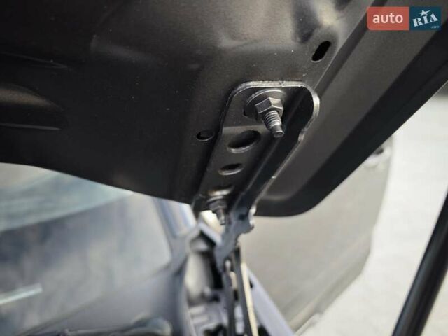Серый Ситроен C5 Aircross, объемом двигателя 2 л и пробегом 178 тыс. км за 24300 $, фото 96 на Automoto.ua