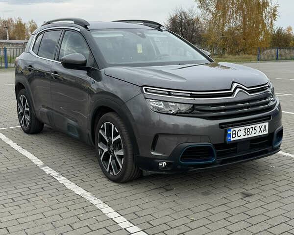 Серый Ситроен C5 Aircross, объемом двигателя 1.6 л и пробегом 82 тыс. км за 21700 $, фото 1 на Automoto.ua