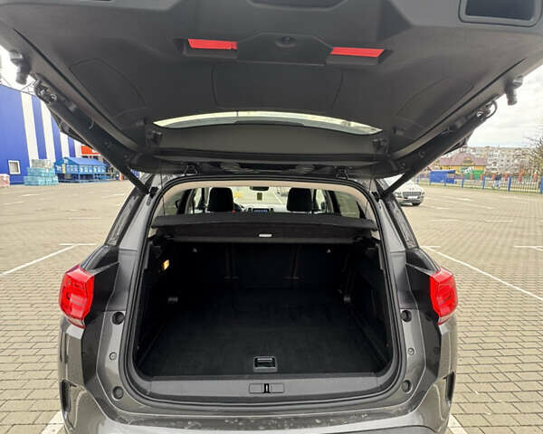 Серый Ситроен C5 Aircross, объемом двигателя 1.6 л и пробегом 82 тыс. км за 21300 $, фото 20 на Automoto.ua