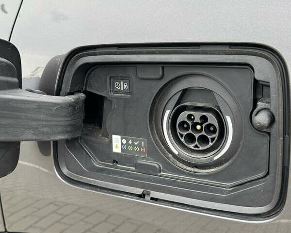 Серый Ситроен C5 Aircross, объемом двигателя 1.6 л и пробегом 82 тыс. км за 21700 $, фото 31 на Automoto.ua