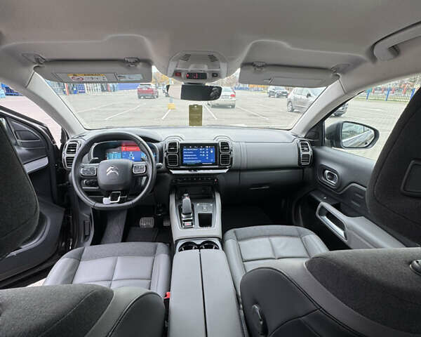 Серый Ситроен C5 Aircross, объемом двигателя 1.6 л и пробегом 82 тыс. км за 21300 $, фото 18 на Automoto.ua