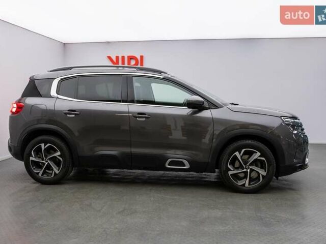 Серый Ситроен C5 Aircross, объемом двигателя 1.5 л и пробегом 92 тыс. км за 23621 $, фото 4 на Automoto.ua
