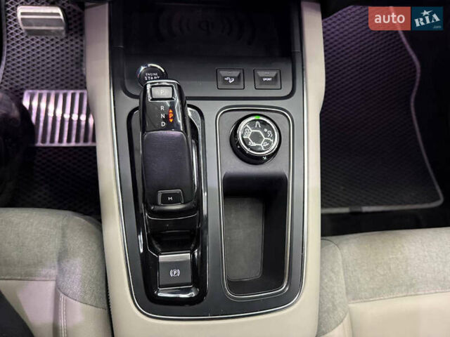 Серый Ситроен C5 Aircross, объемом двигателя 2 л и пробегом 81 тыс. км за 22500 $, фото 25 на Automoto.ua