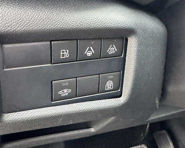 Серый Ситроен C5 Aircross, объемом двигателя 1.6 л и пробегом 82 тыс. км за 21300 $, фото 9 на Automoto.ua