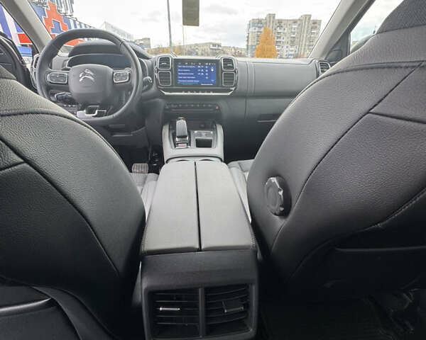 Серый Ситроен C5 Aircross, объемом двигателя 1.6 л и пробегом 82 тыс. км за 21700 $, фото 19 на Automoto.ua