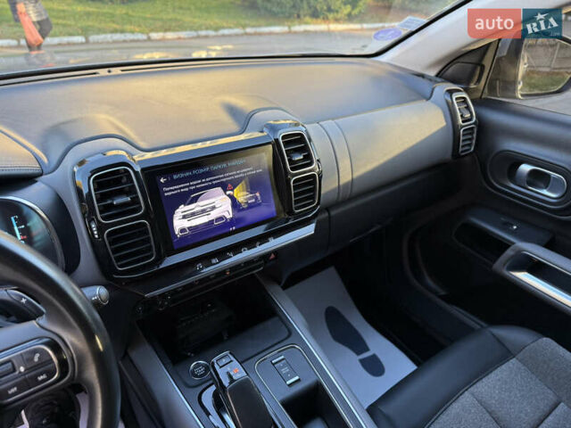 Серый Ситроен C5 Aircross, объемом двигателя 1.6 л и пробегом 188 тыс. км за 23000 $, фото 79 на Automoto.ua