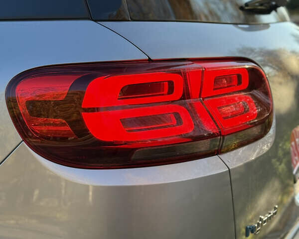 Серый Ситроен C5 Aircross, объемом двигателя 1.6 л и пробегом 188 тыс. км за 22600 $, фото 32 на Automoto.ua