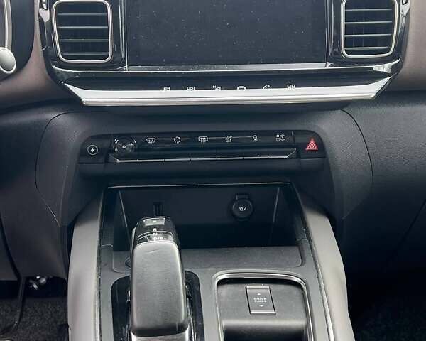 Серый Ситроен C5 Aircross, объемом двигателя 1.6 л и пробегом 83 тыс. км за 23900 $, фото 4 на Automoto.ua