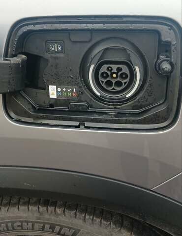 Серый Ситроен C5 Aircross, объемом двигателя 1.6 л и пробегом 83 тыс. км за 23900 $, фото 18 на Automoto.ua