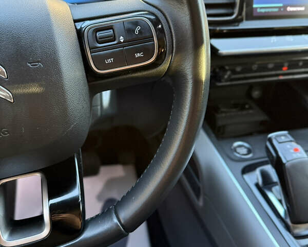 Серый Ситроен C5 Aircross, объемом двигателя 1.6 л и пробегом 188 тыс. км за 22600 $, фото 56 на Automoto.ua