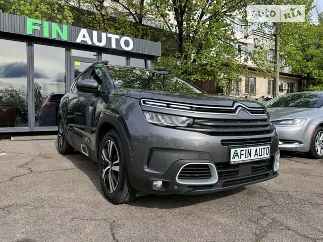 Сірий Сітроен C5 Aircross, об'ємом двигуна 2 л та пробігом 84 тис. км за 25950 $, фото 2 на Automoto.ua