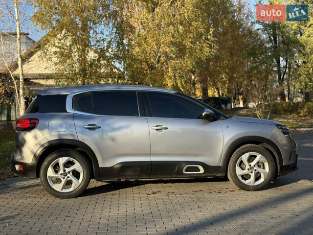 Серый Ситроен C5 Aircross, объемом двигателя 1.6 л и пробегом 188 тыс. км за 22600 $, фото 45 на Automoto.ua