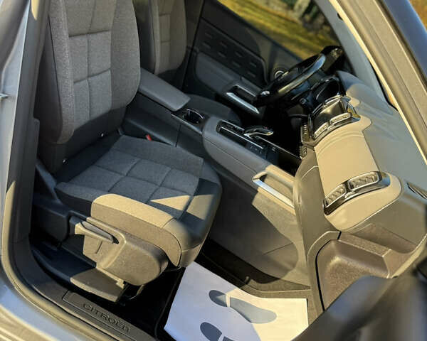 Серый Ситроен C5 Aircross, объемом двигателя 1.6 л и пробегом 188 тыс. км за 22600 $, фото 73 на Automoto.ua