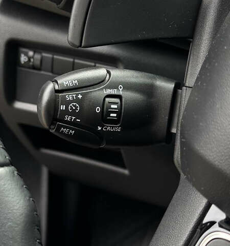 Серый Ситроен C5 Aircross, объемом двигателя 2 л и пробегом 55 тыс. км за 27200 $, фото 12 на Automoto.ua