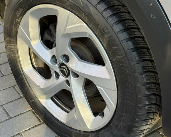 Серый Ситроен C5 Aircross, объемом двигателя 1.6 л и пробегом 188 тыс. км за 23000 $, фото 44 на Automoto.ua