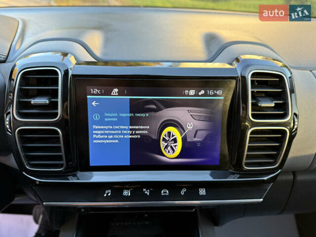 Серый Ситроен C5 Aircross, объемом двигателя 1.6 л и пробегом 188 тыс. км за 23000 $, фото 77 на Automoto.ua