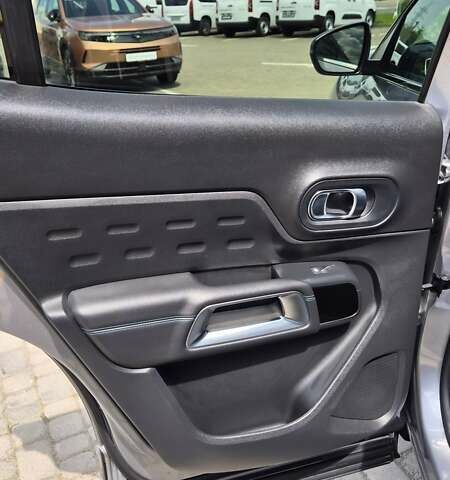 Серый Ситроен C5 Aircross, объемом двигателя 2 л и пробегом 64 тыс. км за 29499 $, фото 57 на Automoto.ua