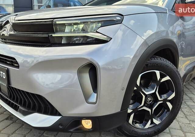 Серый Ситроен C5 Aircross, объемом двигателя 2 л и пробегом 64 тыс. км за 29499 $, фото 24 на Automoto.ua