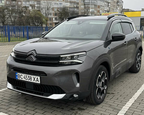 Серый Ситроен C5 Aircross, объемом двигателя 1.6 л и пробегом 14 тыс. км за 28500 $, фото 1 на Automoto.ua