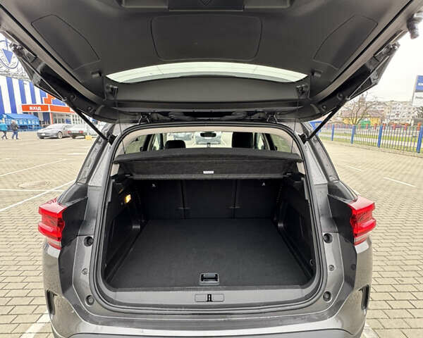Серый Ситроен C5 Aircross, объемом двигателя 1.6 л и пробегом 14 тыс. км за 28500 $, фото 23 на Automoto.ua
