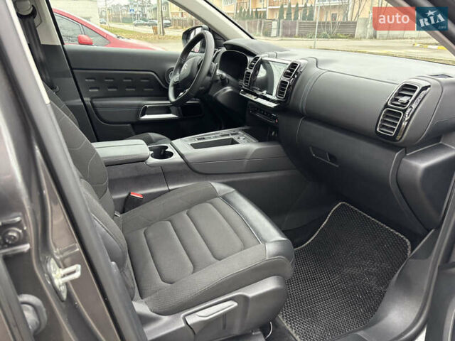 Серый Ситроен C5 Aircross, объемом двигателя 2 л и пробегом 31 тыс. км за 27500 $, фото 5 на Automoto.ua