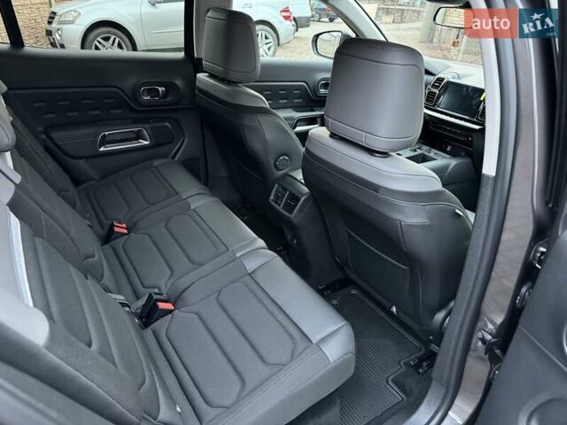 Серый Ситроен C5 Aircross, объемом двигателя 2 л и пробегом 9 тыс. км за 27900 $, фото 29 на Automoto.ua