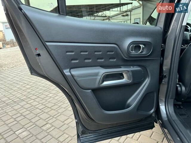 Серый Ситроен C5 Aircross, объемом двигателя 2 л и пробегом 9 тыс. км за 27900 $, фото 36 на Automoto.ua