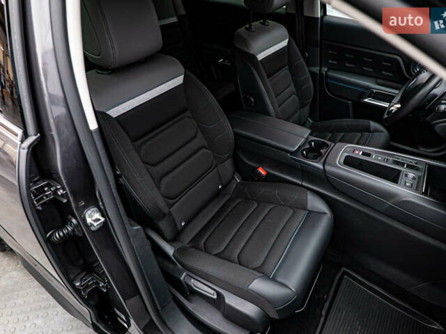 Сірий Сітроен C5 Aircross, об'ємом двигуна 2 л та пробігом 41 тис. км за 32092 $, фото 22 на Automoto.ua