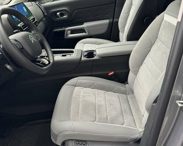 Серый Ситроен C5 Aircross, объемом двигателя 1.6 л и пробегом 26 тыс. км за 32500 $, фото 8 на Automoto.ua
