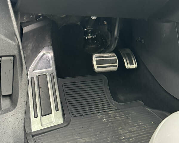 Серый Ситроен C5 Aircross, объемом двигателя 1.6 л и пробегом 26 тыс. км за 32500 $, фото 16 на Automoto.ua