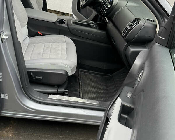 Серый Ситроен C5 Aircross, объемом двигателя 1.6 л и пробегом 26 тыс. км за 32500 $, фото 9 на Automoto.ua
